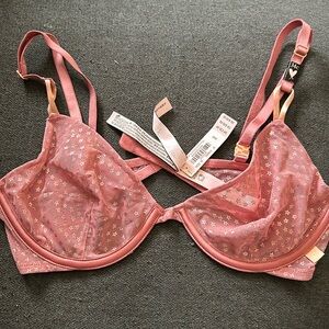 NWT Victoria’s Secret Bra 34C